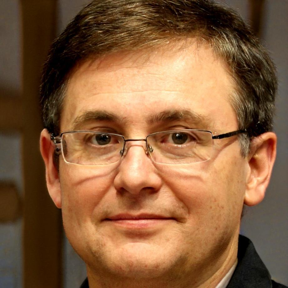 Carlos Martínez